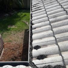 Gutter-Cleaning-in-Sinammon-Park-QLD 2